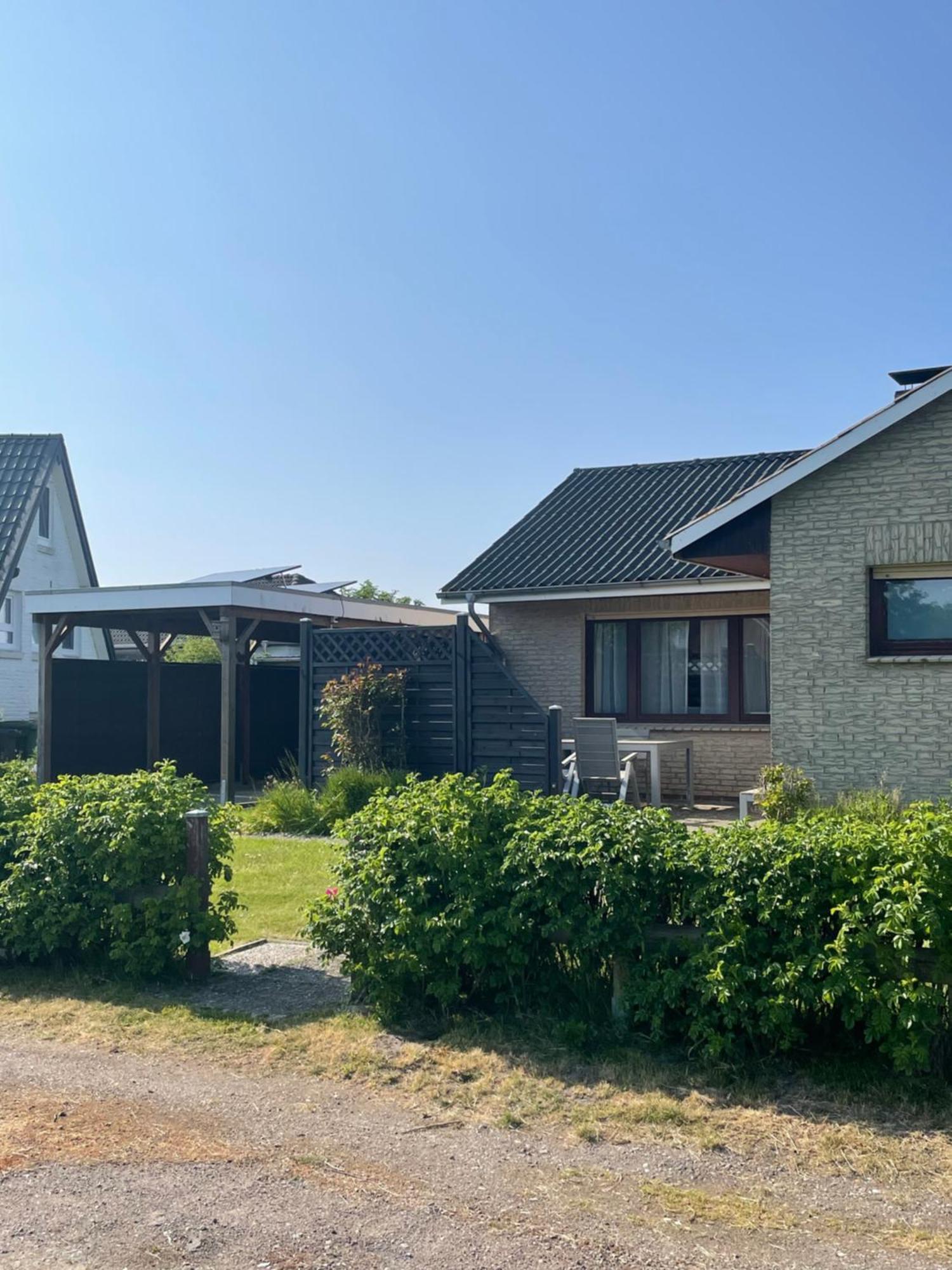 Gemütliches Ferienhaus hinterm Deich Nordstrand Exterior foto